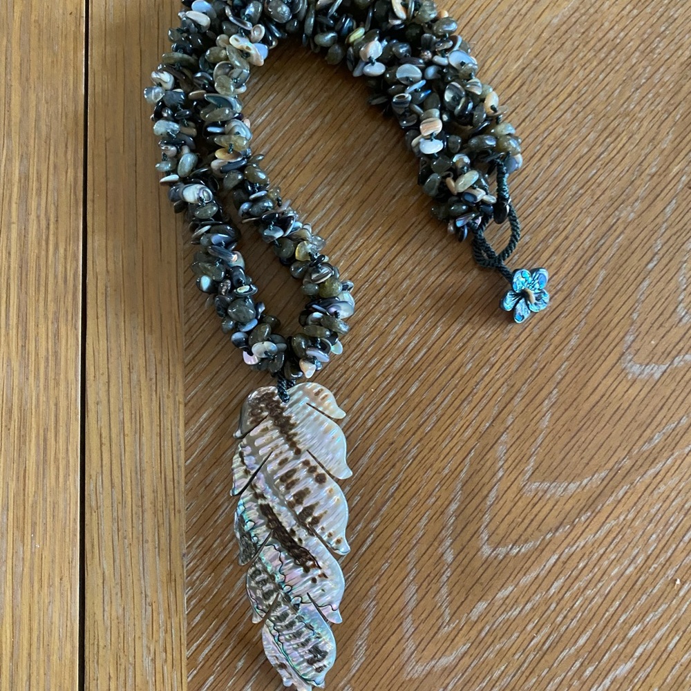 Handmade Shell Leaf Pendant Necklace — Natural Brown & Gray - Picture 7 of 12